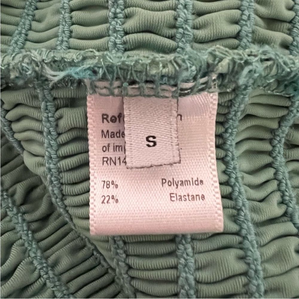 Reformation Cropped Top Stretchy Smocked Small Adjustable Spaghetti Strap Summer - Picture 6 of 8